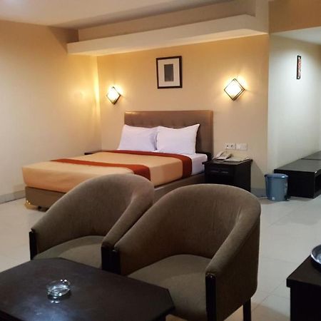 Rota International Hotel Jakarta Extérieur photo