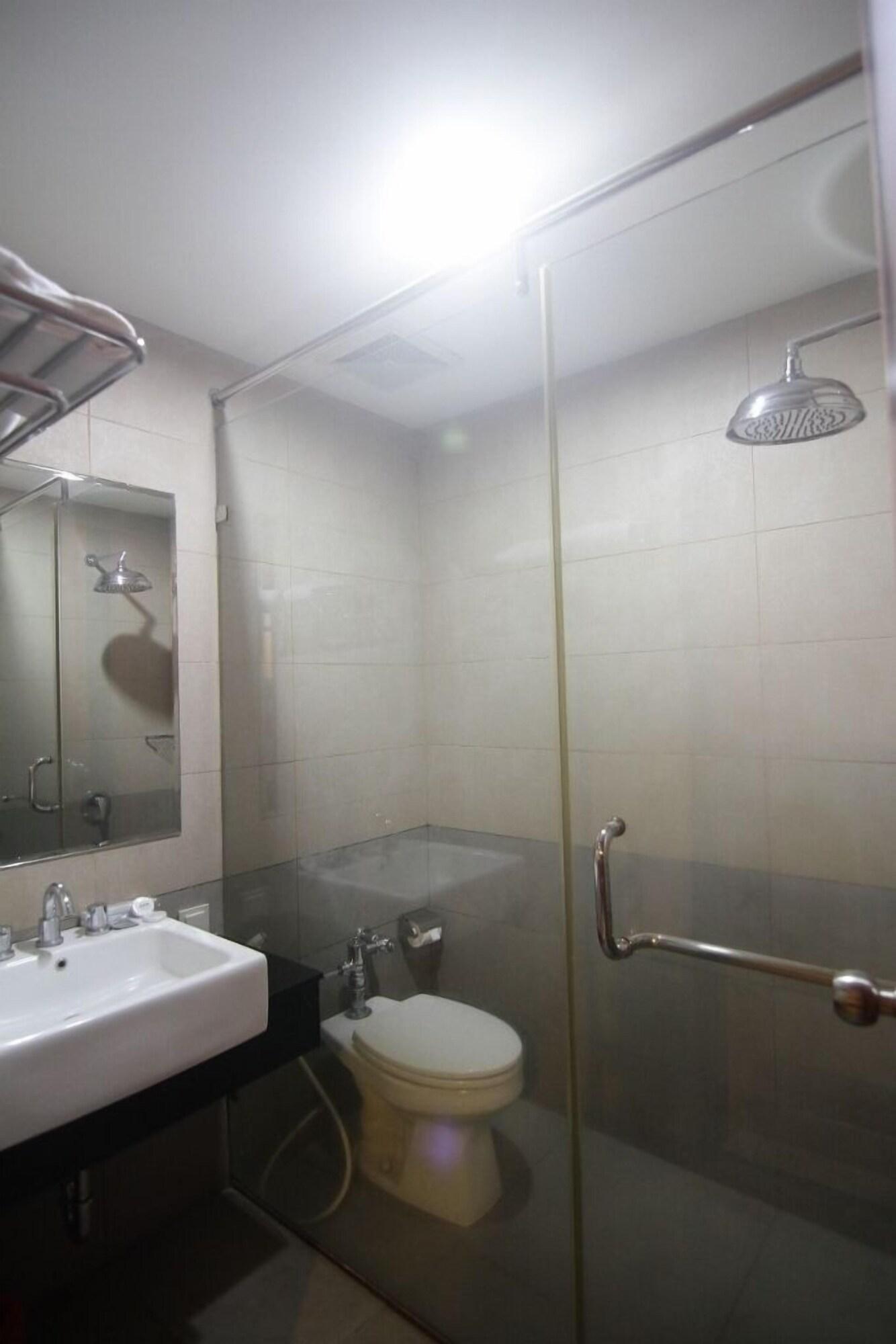 Rota International Hotel Jakarta Extérieur photo