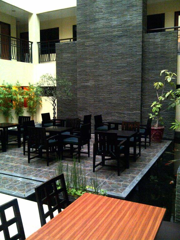 Rota International Hotel Jakarta Extérieur photo