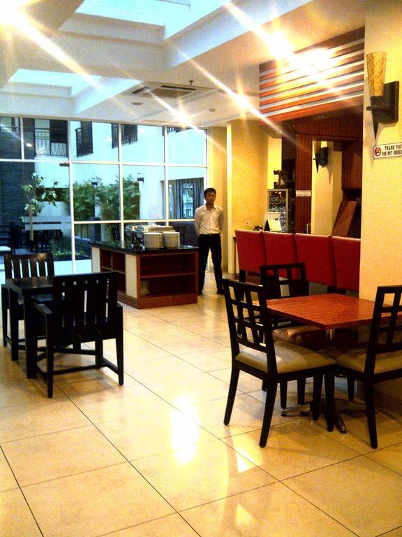 Rota International Hotel Jakarta Extérieur photo