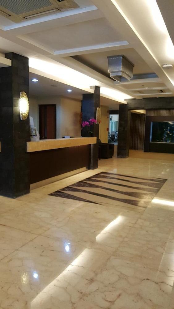Rota International Hotel Jakarta Extérieur photo