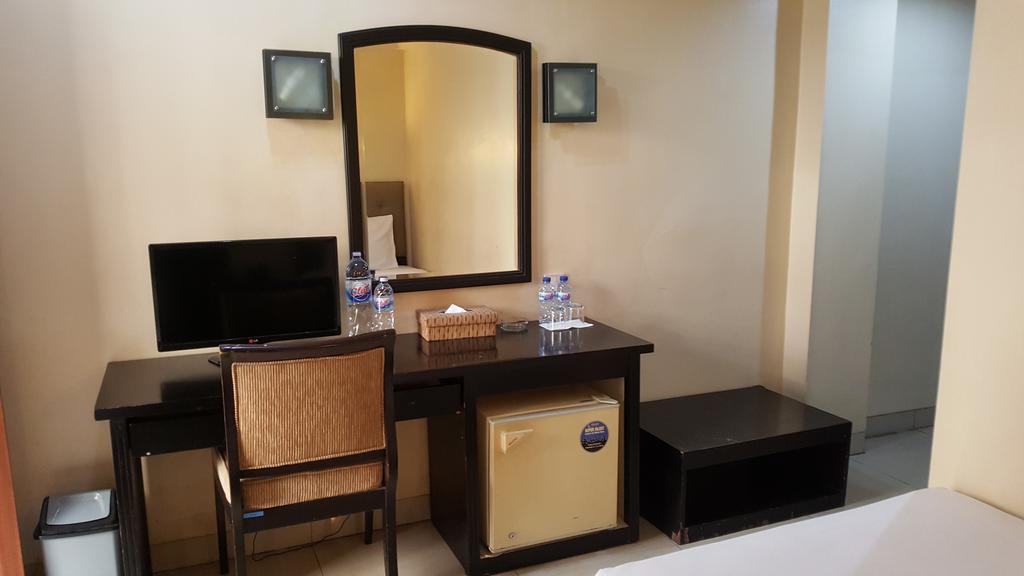 Rota International Hotel Jakarta Extérieur photo