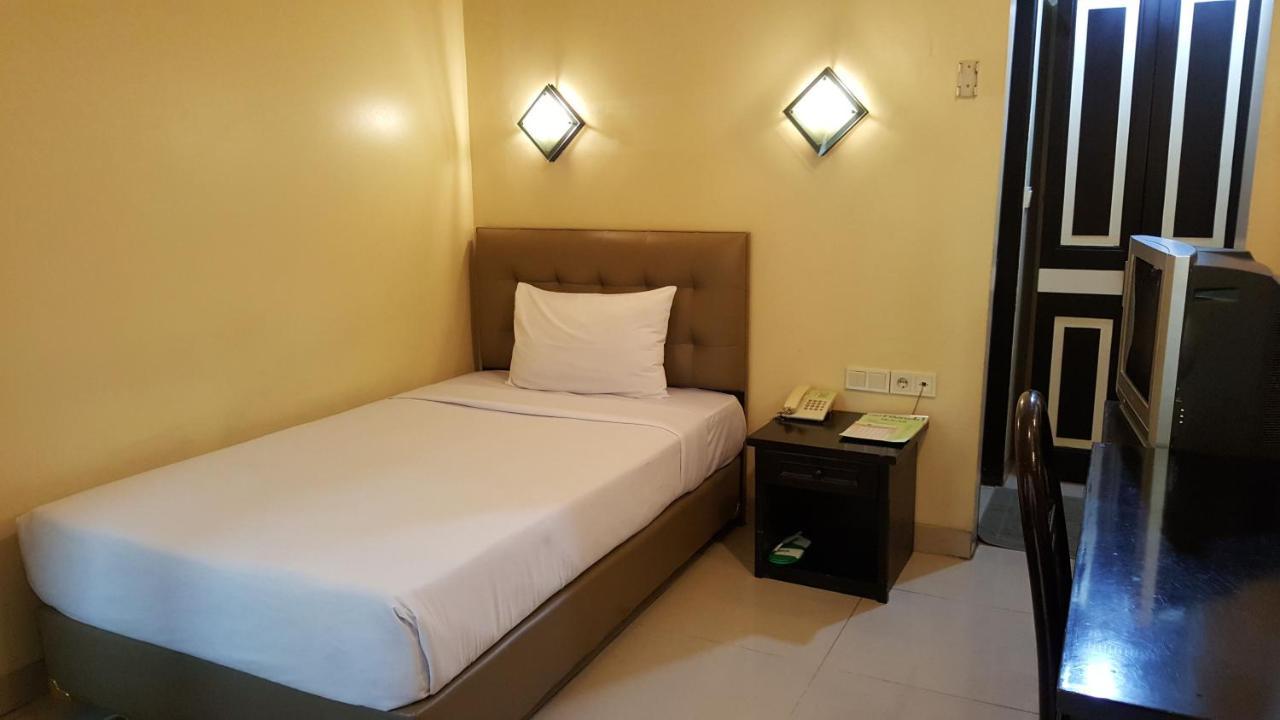 Rota International Hotel Jakarta Extérieur photo