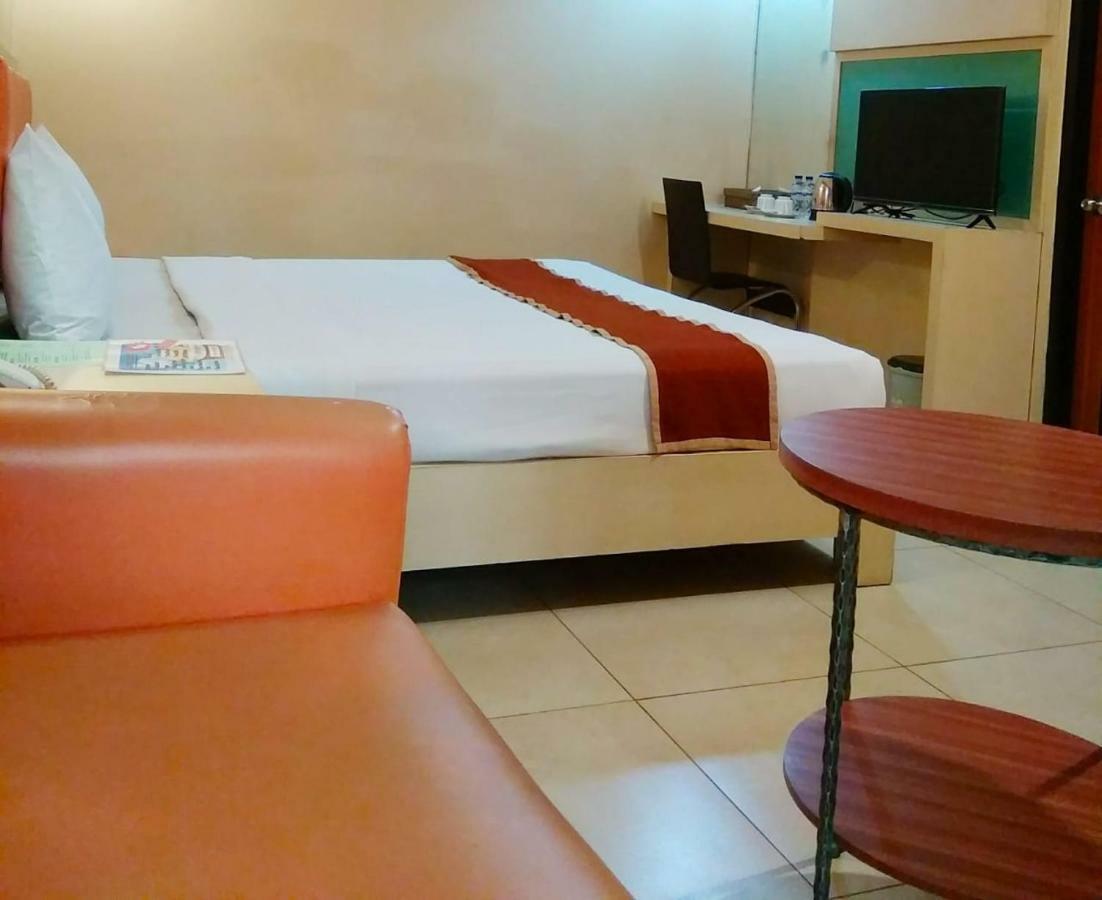 Rota International Hotel Jakarta Extérieur photo